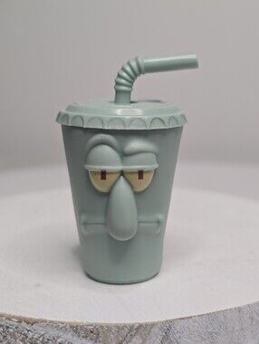 2022 SpongeBob SquarePants Sippin' Squidward Mini Figure Toy